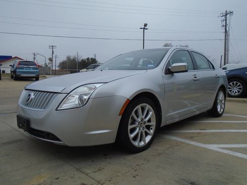 Used 2010 Mercury Milan Premier image 2