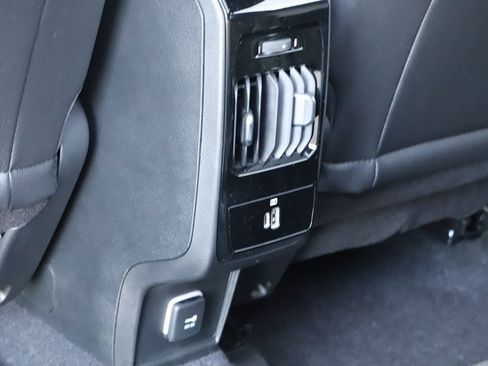 New 2024 Jeep Compass Latitude w/ Sun and Sound Group image 16