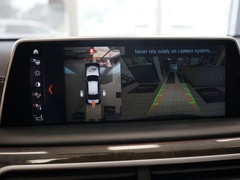 Used 2018 BMW 750i xDrive AWD/4WD image 41