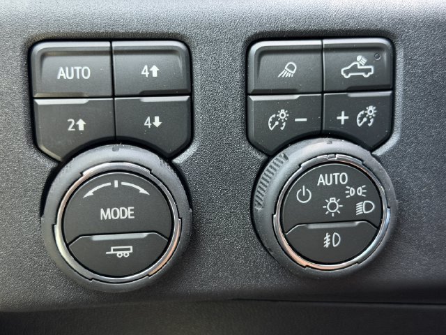 New 2026 Chevrolet Silverado 3500 High Country w/ High Country Premium Package AWD/4WD image 27