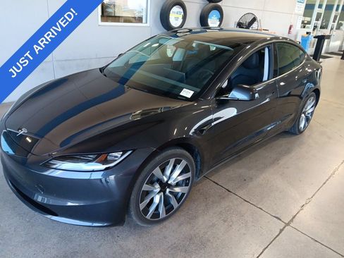 Used 2024 Tesla Model 3 Standard Range RWD image 1