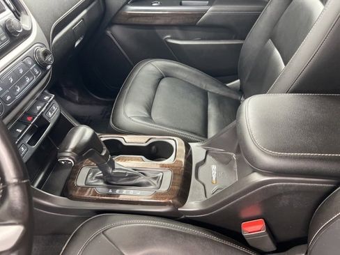 Used 2019 GMC Canyon SLT image 14