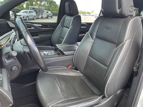 Used 2023 Cadillac Escalade ESV Premium Luxury w/ LPO, Floor Liner Package AWD/4WD image 12