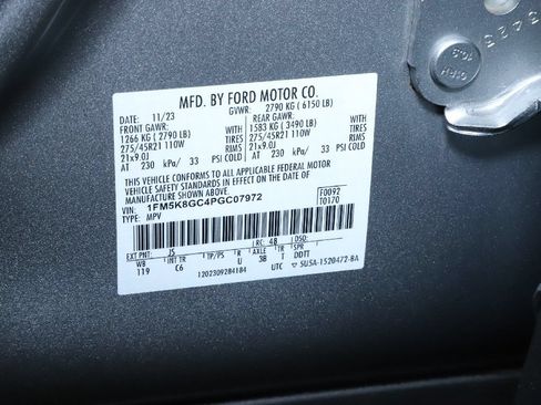 Used 2023 Ford Explorer ST w/ Equipment Group 401A AWD/4WD image 21