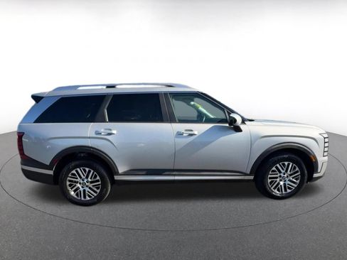 Used 2026 Hyundai Palisade SEL FWD image 16