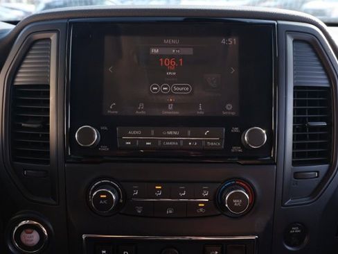 Certified 2022 Nissan Titan SV image 28