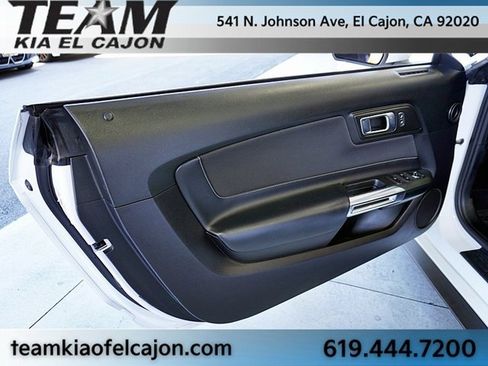 Used 2022 Ford Mustang Convertible image 18