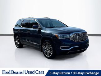 Used 2018 GMC Acadia Denali w/ Technology Package AWD/4WD video 1