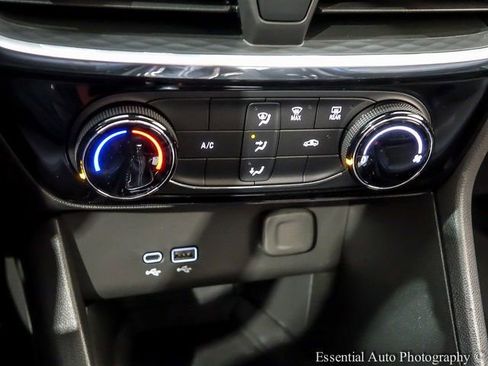 New 2026 Buick Encore GX Sport Touring image 14