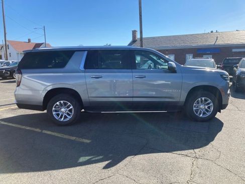 New 2026 Chevrolet Suburban LT w/ Comfort Package AWD/4WD image 27