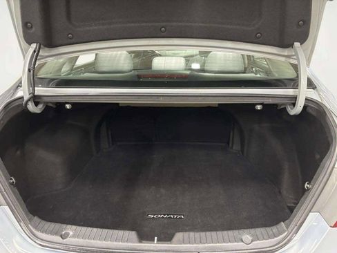 Used 2012 Hyundai Sonata GLS FWD image 6