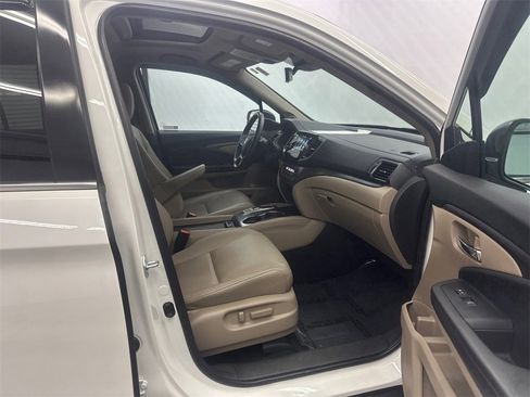 Used 2022 Honda Pilot EX-L image 15