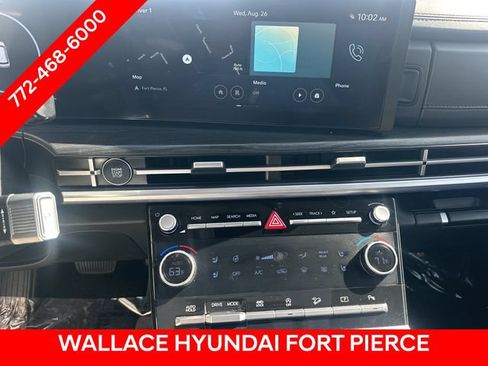 Used 2024 Hyundai Santa Fe Limited AWD/4WD image 20