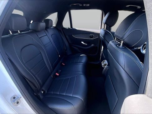 Used 2022 Mercedes-Benz GLC 300 4MATIC image 20