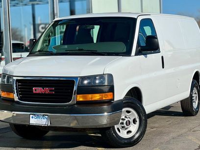 Used 2017 GMC Savana 2500 w/ Chrome Appearance Package