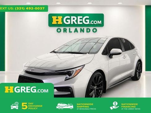 Used 2025 Toyota Corolla SE FWD image 1