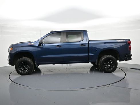 Used 2023 Chevrolet Silverado 1500 Custom Trail Boss AWD/4WD image 9