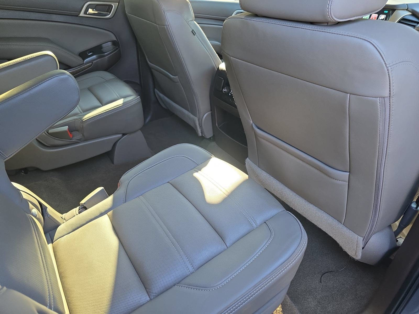 Used 2018 GMC Yukon Denali w/ Open Road Package AWD/4WD image 11
