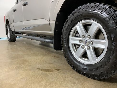 Used 2022 Ford F150 XLT w/ Trailer Tow Package image 6