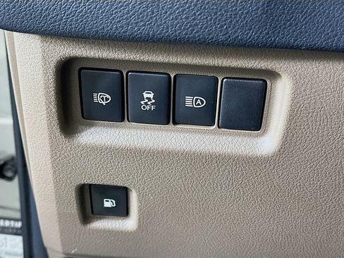 Used 2020 Lexus GX 460 Premium image 17