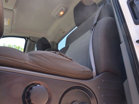 Used 2006 Ford F150 XLT AWD/4WD image 24