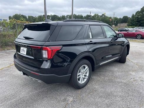 New 2025 Ford Explorer Active w/ Active Comfort Package image 3