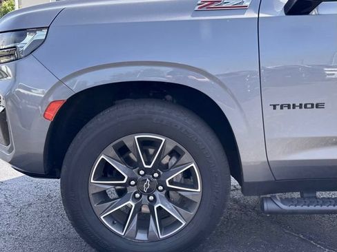 Used 2022 Chevrolet Tahoe Z71 w/ Z71 Off-Road Package AWD/4WD image 8