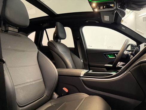 Used 2026 Mercedes-Benz GLC 300 image 30