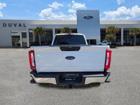Used 2023 Ford F250 XLT image 5