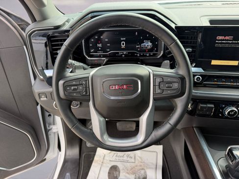Used 2024 GMC Sierra 1500 SLT RWD image 12