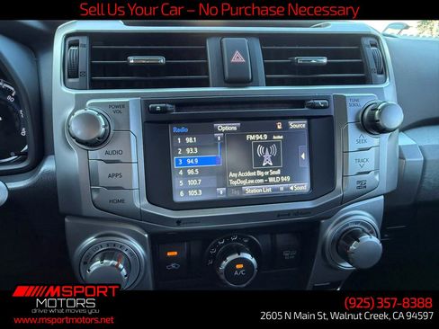 Used 2018 Toyota 4Runner SR5 AWD/4WD image 17