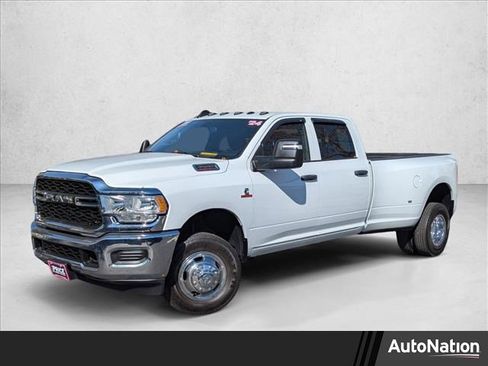 Used 2024 RAM 3500 Tradesman w/ Chrome Appearance Group image 1