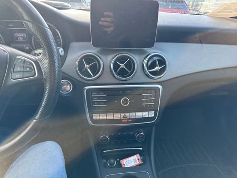 Used 2019 Mercedes-Benz GLA 250 GLA 250 image 17