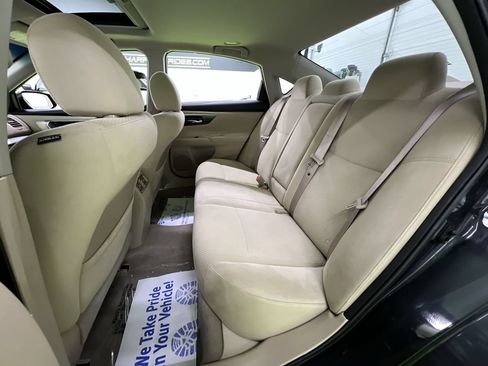 Used 2014 Nissan Altima 2.5 SV w/ Convenience Package FWD image 28