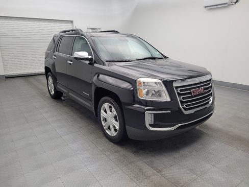 Used 2017 GMC Terrain SLE w/ Chrome Edition image 13