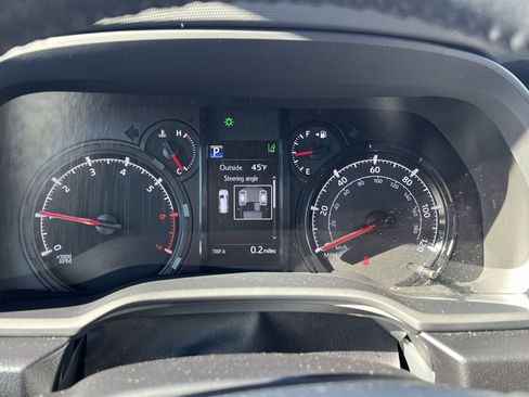 Used 2024 Toyota 4Runner SR5 Premium image 18