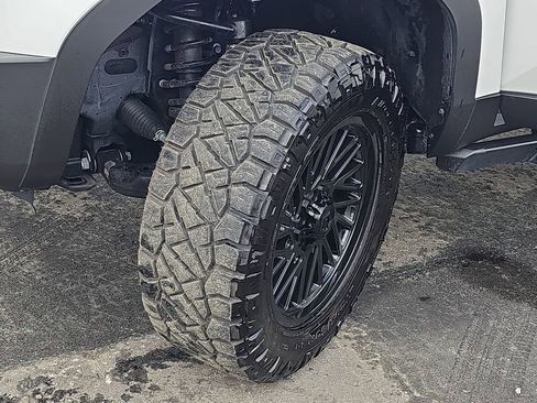 Used 2025 Toyota Land Cruiser 1958 image 34