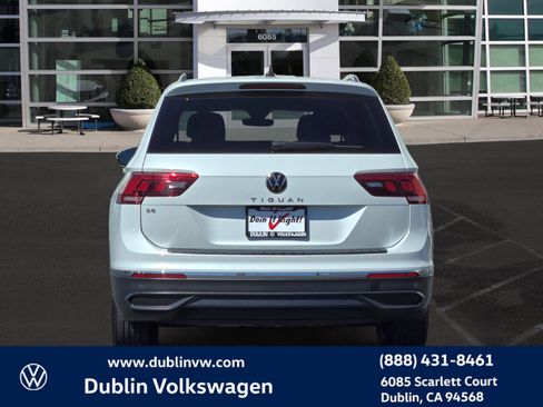 Certified 2023 Volkswagen Tiguan SE FWD image 5