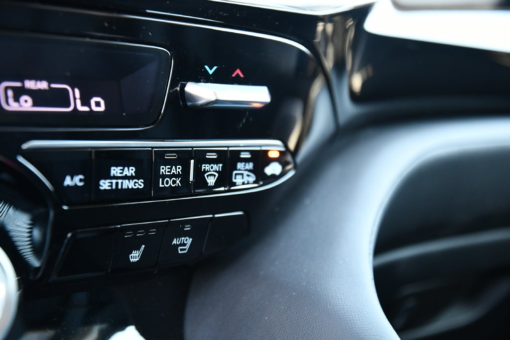 Used 2026 Acura MDX w/ Technology Package AWD/4WD image 24