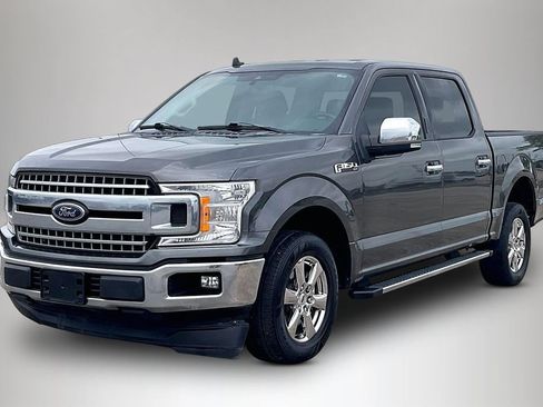 Used 2020 Ford F150 XLT w/ Equipment Group 302A Luxury RWD image 2