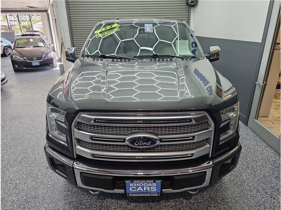 Used 2017 Ford F150 Platinum w/ Equipment Group 701A Luxury AWD/4WD image 8