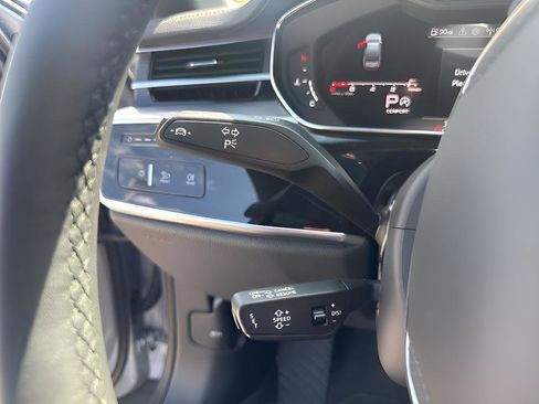 Used 2025 Audi A8 L 3.0T w/ Executive Package image 33