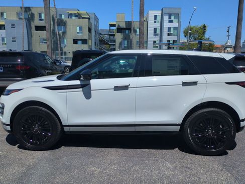 New 2026 Land Rover Range Rover Evoque Dynamic SE AWD/4WD image 2