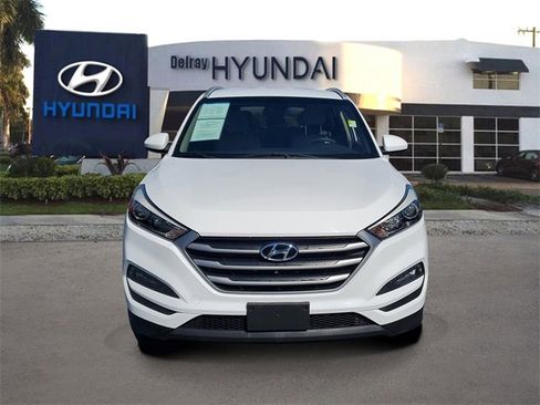 Used 2018 Hyundai Tucson SEL image 2
