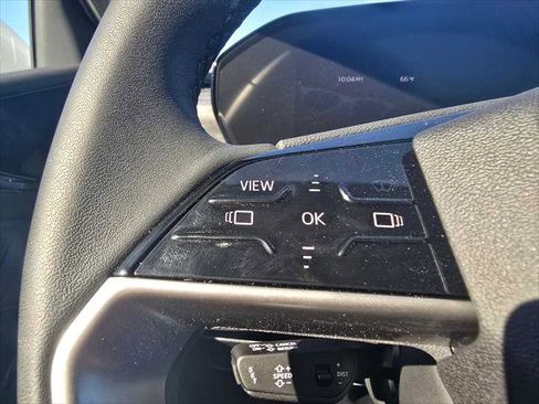 New 2025 Audi A6 e-tron Premium image 35