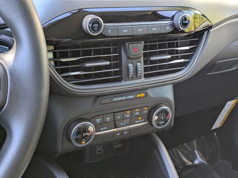 New 2026 Ford Escape Active image 18