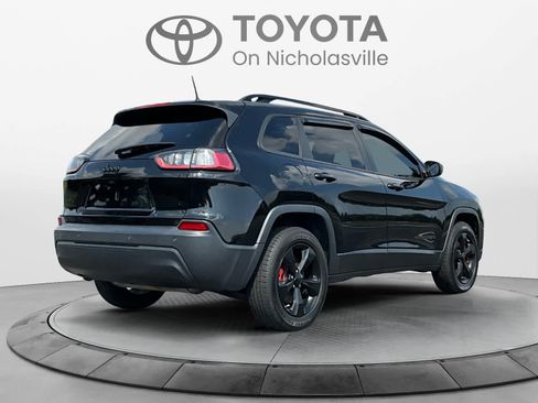 Used 2020 Jeep Cherokee Latitude Plus AWD/4WD image 5