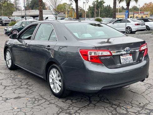 Used 2012 Toyota Camry XLE image 4