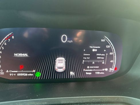 Used 2023 Acura MDX w/ Technology Package AWD/4WD image 3