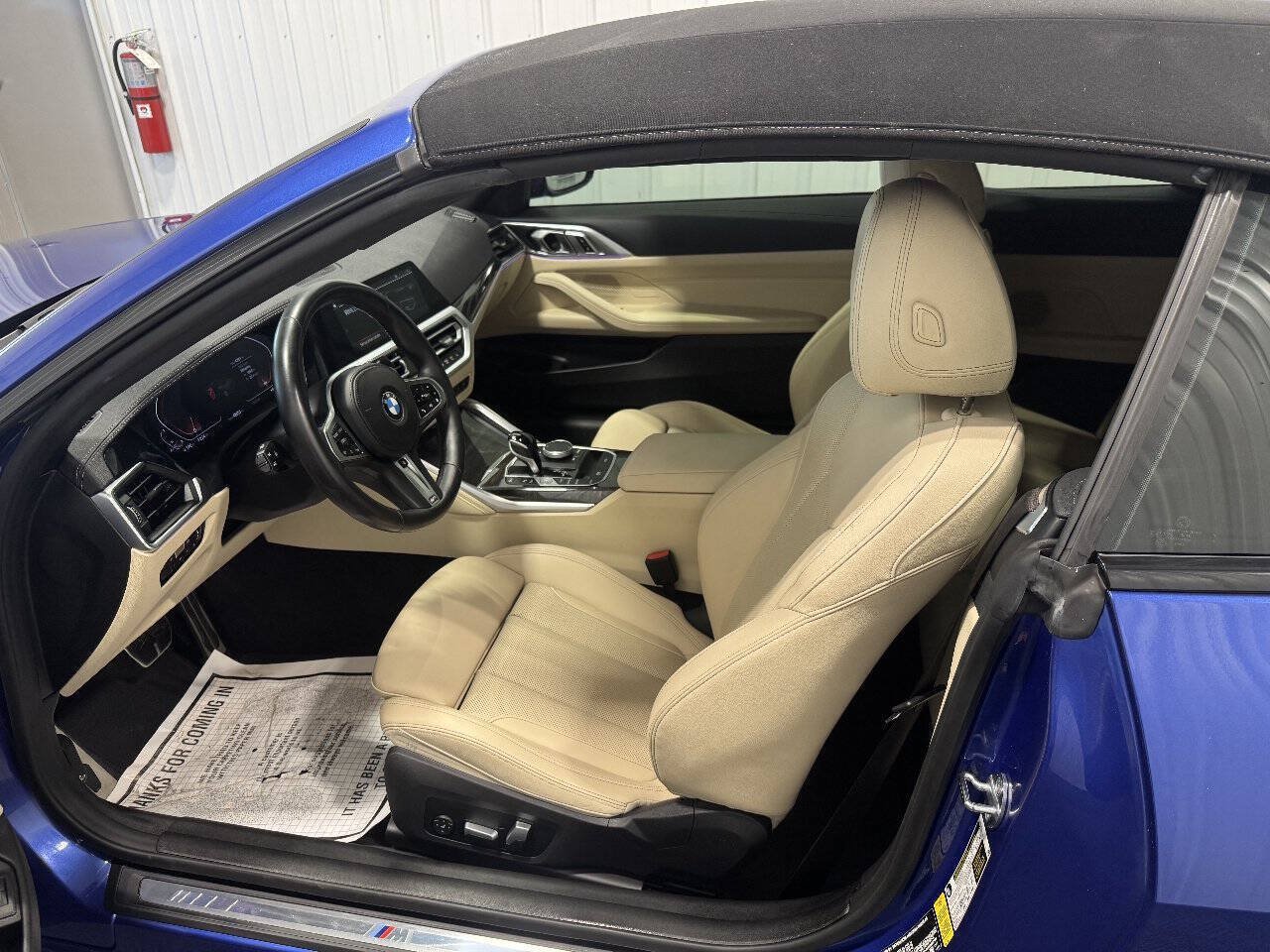 Used 2023 BMW 430i Convertible w/ M Sport Package RWD image 10